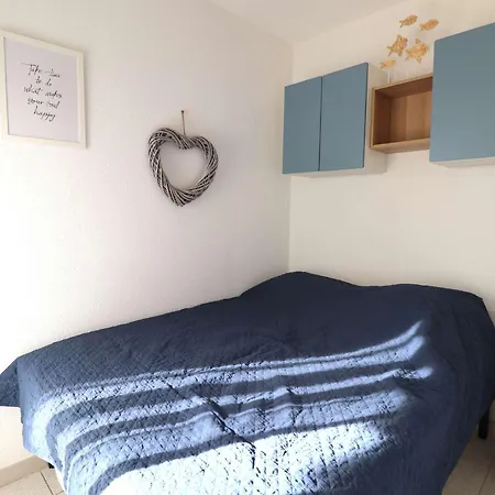 Spacieux 3 Pieces Climatise Avec Terrasse Et Garage - Fr-1-307-281 * Le Grau-du-Roi