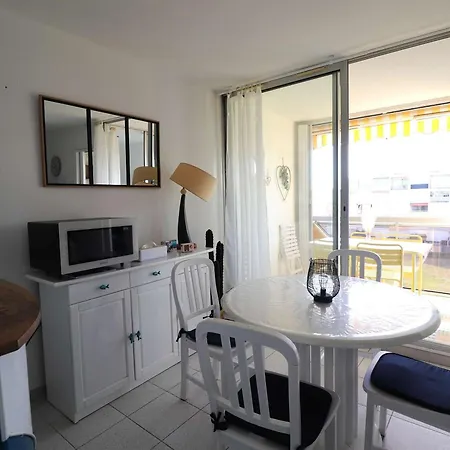 Apartment Spacieux 3 Pieces Climatise Avec Terrasse Et Garage - Fr-1-307-281 *